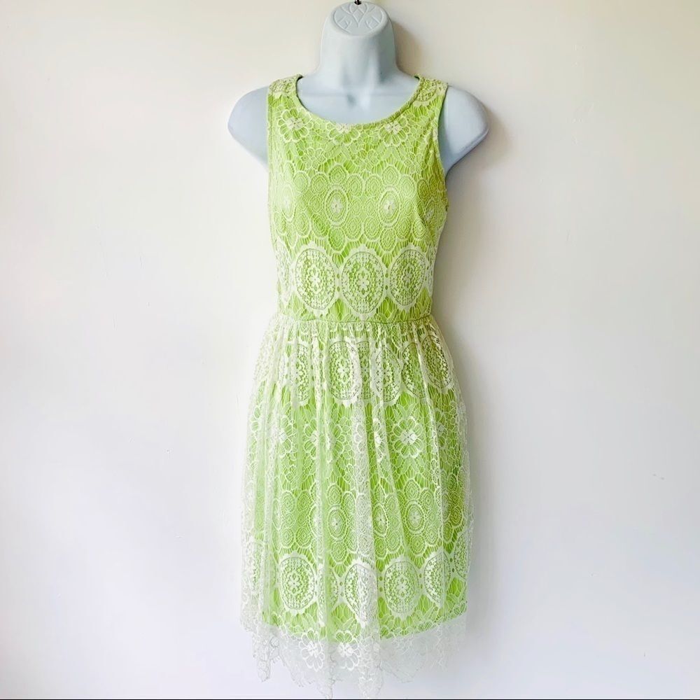 BETSEY JOHNSON LIME GREEN LACE OVERLAY DRESS